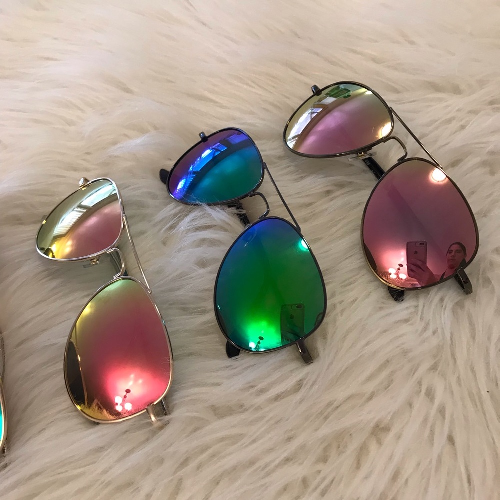 Hot Pink Mirrored Aviator Sunglasses - Picture 6 of 8